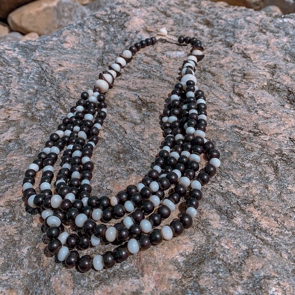 Mango Mango - Picture 1 of 1